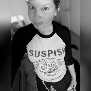 Bailey Sarian Suspish True Crime baseball black white graphic tee size Small